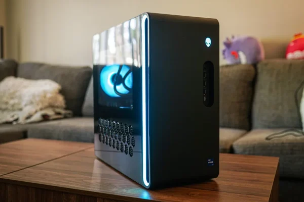 HP Omen 45L, PC Gaming Berperforma Tinggi dengan Desain Inovatif
